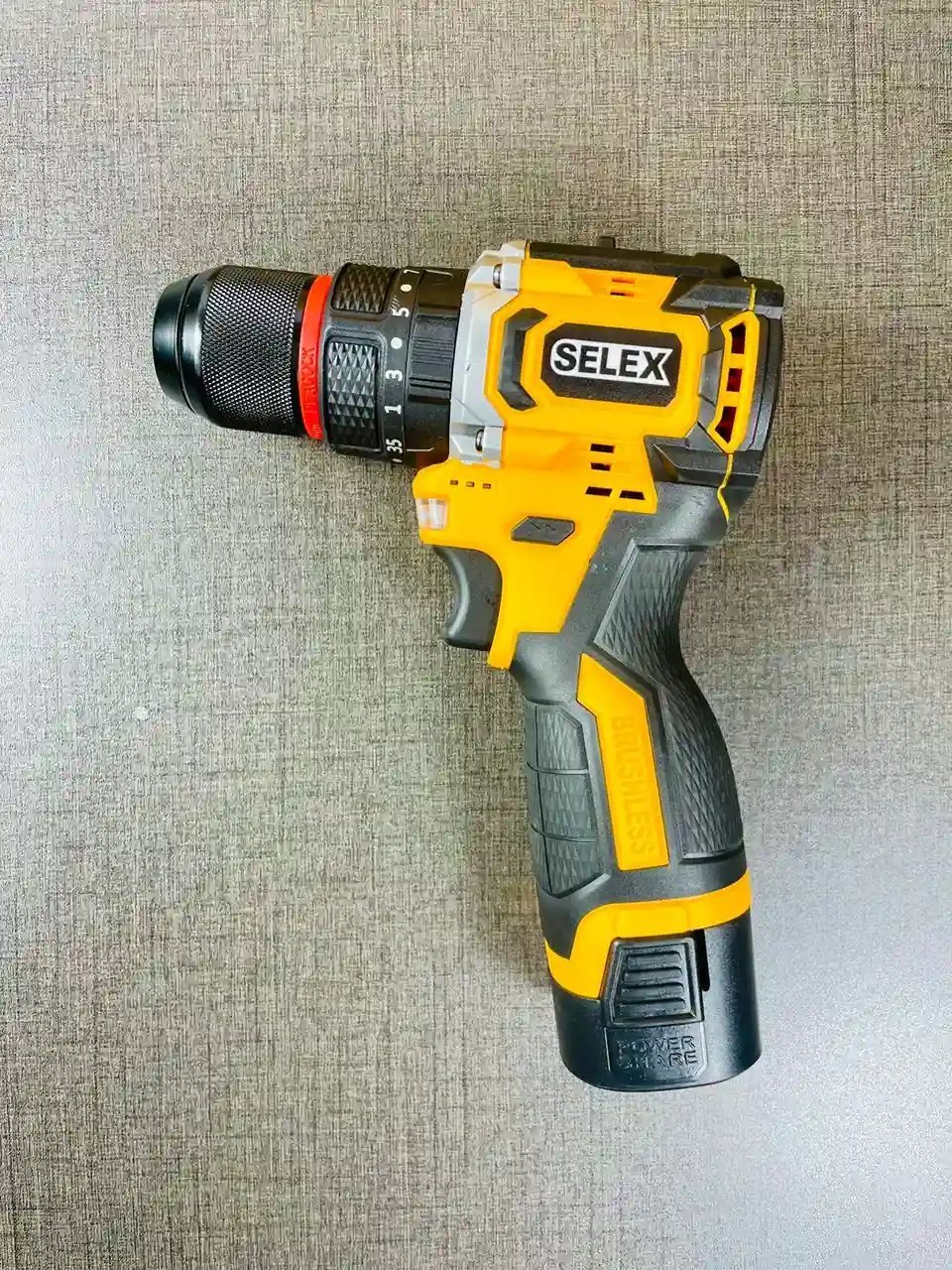 Selex 18V Cordless Drill Machine – Heavy Duty Drill Driver with 2 Li-Ion Batteries & Charger - Image 3